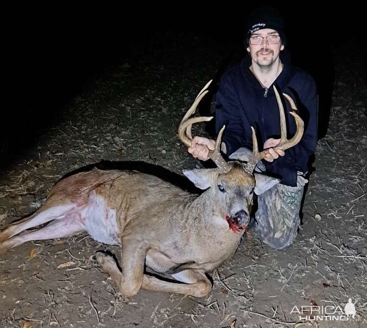 Whitetail Deer Hunt Ontario