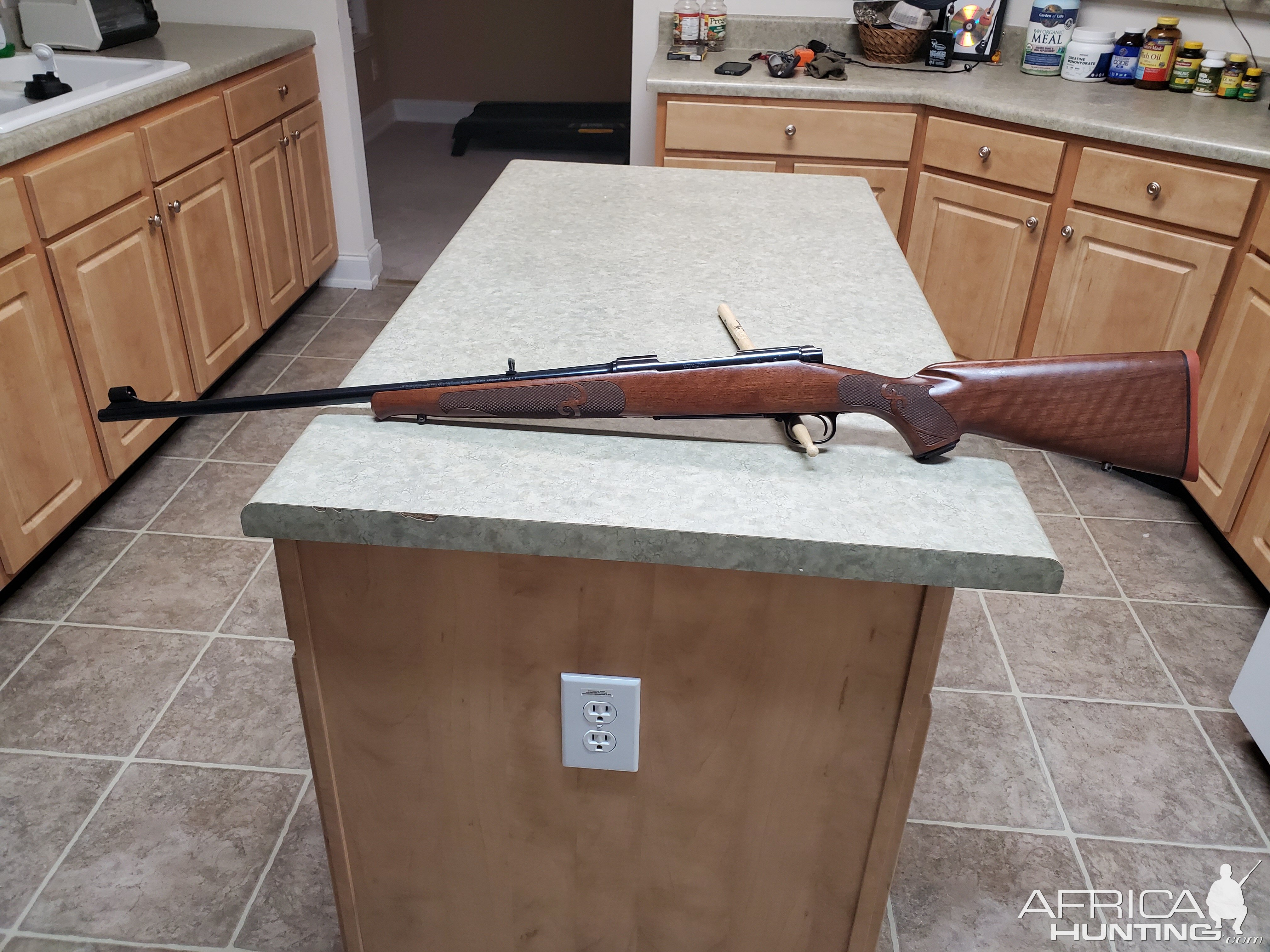 Winchester 70 XTR 7MM Mauser Rifle